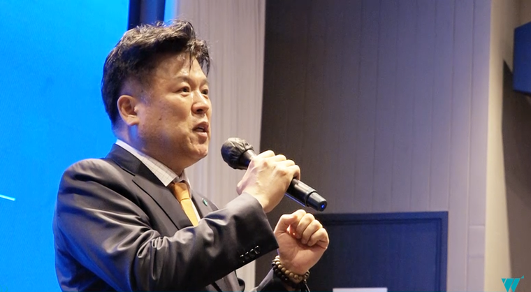 (주)위드랜드 이규현 회장은 반려인과 같이 꿈을 실현하는 기업으로, 대한민국 1등 애견 기업으로서 반려인과 함께 성장하는 회사로 도약할 수 있도록 최선을 다하겠다고 포부를 밝혔다. / 사진 제공 : 위드랜드 비전선포식 영상 화면 캡처 