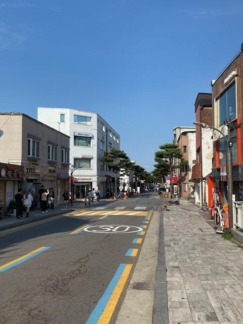 행리단길 모습 <수원시 제공>
