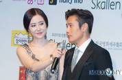 "배우 최윤슬 '2015년 스타의 밤'서 배우 이병헌 인터뷰 진행"
