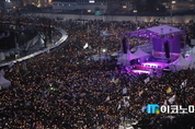 [5차 촛불집회] 광화문 광장에 타오르는 촛불