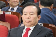 [새누리당 분당] 이인제, “새로운 보수가치, 친박패권주의 둘다 탈당 명분 안돼”