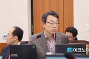김성식 ‘중국의 무역 보복, 정당하게 항의해라’