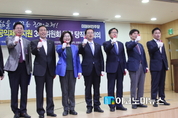 문재인, 이재명표 기본소득 정책 이어받아 … ‘일석이조’ 정책으로 유권자 표심 잡기 주력