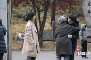 [M포토] 수험생을 둔 부모의 간절한 마음