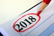 2018년은 징검다리 휴일 많아...달력으로 ‘빨간날’ 체크하자