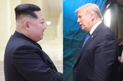 ‘말 폭탄’ 주고받던 김정은·트럼프, 5월안에 만난다