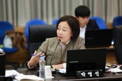 박영선 "박근혜 靑, 한국은행에 금리 인하 압박 의혹"