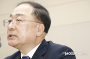 홍남기 “내년 최저임금 결정, 시장수용성·지불여력, 경제파급영향 등 종합적 고려”