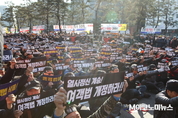 택시업계 “카카오 카풀 서비스, 거대 자본의 택시 생존권 말살 행위”
