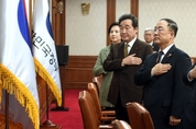 이낙연 총리 "손헤원 의원 논란,잘못 확인되면 법대로 대처"