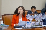 문희상 의장, 신보라 한국당 의원 '아기 동반 본회의장 출석 요청' 불허