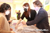 ‘영주 풍기인삼 풍기인견 전시 홍보전’ 개막...다양한 제품도 전시