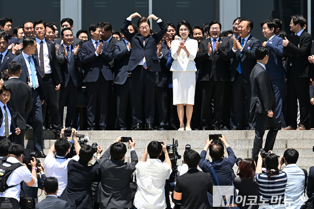 경제는 사람, 무역수지보다 인적수지(人的收支)를 키워라!