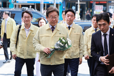 이 대통령, 계획에 없던 ‘이태원 참사’ 희생자 추모