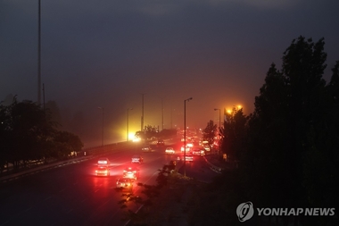 이스라엘 공습에 이란 핵과학자·장성 사망…이란, 드론 100기 발사