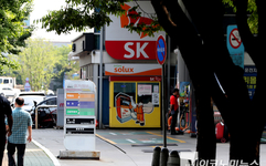 기름값 내렸지만 현장에선 볼멘소리...최고가격제 효과는?