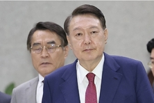 [속보] 내란특검, 윤석열 사전 구속영장... 직권남용 등 혐의