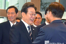 李대통령 지지율 58.2로 4주 연속 상승···민주 48.6, 국힘 32.6