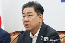 김병기, 이춘식 사의 표명에 “법사위장, 검찰개혁 이끌 분께” 요청