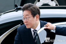 李대통령, 광복절 맞아 '친일파 재산 환수' 끝까지 간다