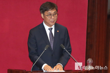 李 대통령, 정부 자산매각 전면 중단 긴급 지시