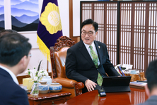 우원식 의장, 최교진 교육부장관 및 김윤덕 국토교통부장관 접견