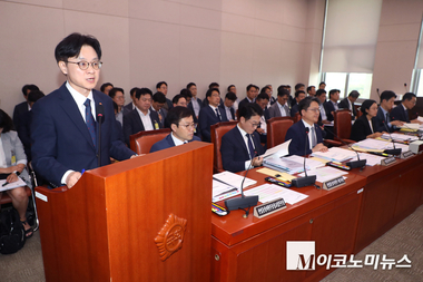 김정관 장관, ‘K-조선의 설계자’ 신동식 회장과 만찬