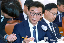 [2025 국감] 농해수위 해진공 국감, HMM 매각·북극항로 개발 등 논란 속 입장 표명