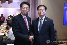 일본 산업상, 美 러시아 LNG 수입 중단 요구에 “국가 이익에 따라 행동”