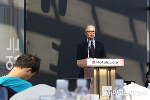 「M포토」 호텔스닷컴, Unpack '26 행사