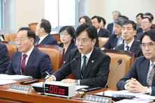 고용부, 근로자 고공농성 부영주택 본사 기획감독 착수