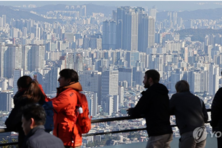서울 아파트값 2주 연속 상승폭 둔화...주요지역 상승률 여전