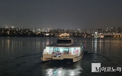 [르포] ‘논란’의 한강버스 직접 타보니...‘기우’로 그치길 ‘바람’