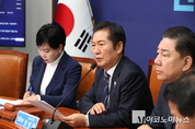 「M포토」 최고위서 발언하는 정청래 대표