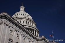 ‘오바마 케어’ 갈등 끝 美 의회 예산안 통과...트럼프 서명으로 최장 43일 만에 셧다운 종료