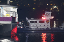 한강버스, 강바닥에 걸려 멈춰...민주 “예견된 위기”