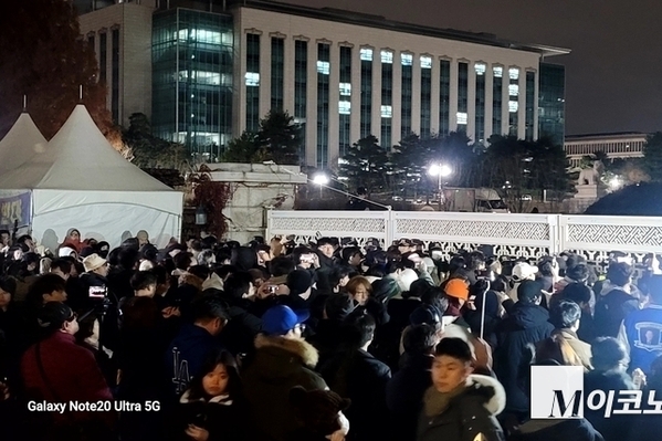 [12.3 기획①] 비상계엄 1주년...시민이 지켜낸 민주주의