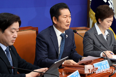 정청래 “국힘과 통일교·신천지 유착 의혹 끊어내야”