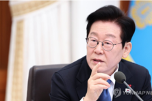 李대통령 “교민보호 철저, 필요시 신속 철수”