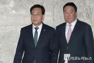「M포토」 원내대책회의 참석하는 송언석