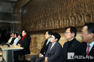 「M포토」 단식 농성 돌입한 장동혁