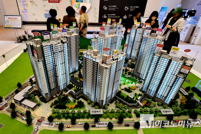 [심층] 봄 성수기 맞았지만 분양시장 ‘냉기’…공급 늘어도 체감경기 악화