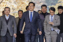 ‘돈봉투 살포·불법 정치자금 수수’ 혐의 송영길, 2심서 모두 무죄