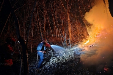 충남 금산 산불 재발화...8시간 만에 진화