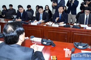 「M포토」 ‘중동 상황’ 관련 경제 분야 대응방향 당정 실무협의회