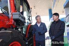 농협, 국제유가 급등에 300억원 투입한다...유가 인상 최소화