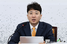 이준석 "대선 땐 당이 후보를, 지선 땐 후보가 당 버려"