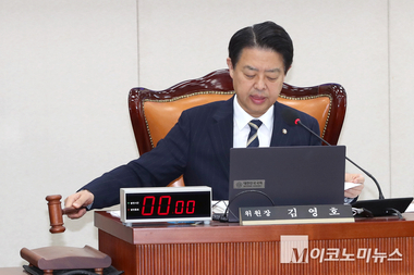 국회 교육위 ‘학교민원대응기구’ 설치법 등 43건 의결