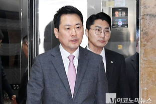 「M포토」 출근하는 장동혁 국민의힘 대표와 박준태 비서실장