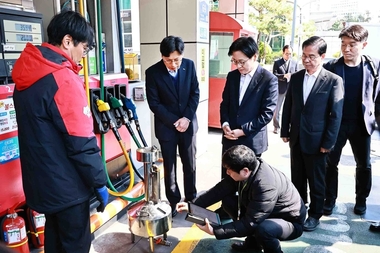 한국, UAE로부터 원유 2400만 배럴 긴급 도입...일일 소비량 8배 규모